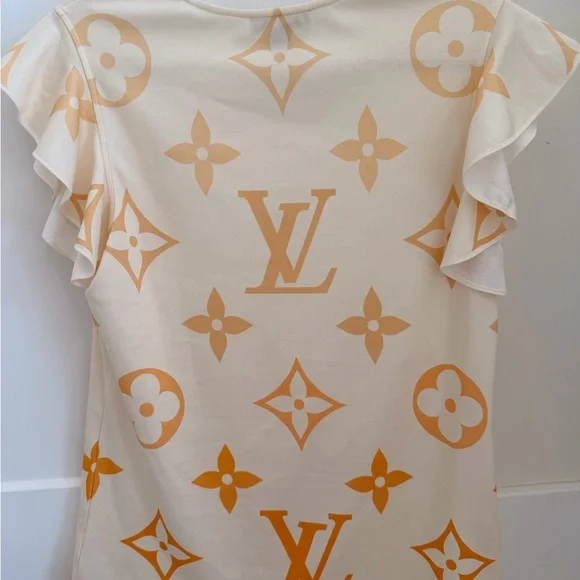 Louis Vuitton Ruffled sleeve T-shirt Cream and Gold Monogram Top - Picture 6 of 13